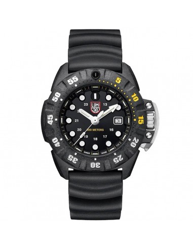 Luminox Men's Watch - Scott Cassell Deep Dive Quartz Black Dial Strap | 1555 rembourrage situé sous